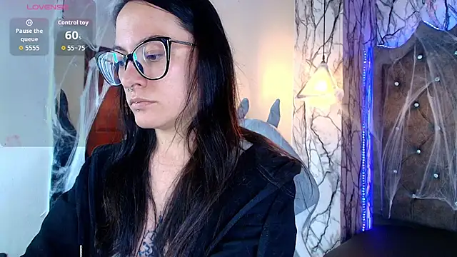 Zami Escobar of online show from 10-20-25, 06:41