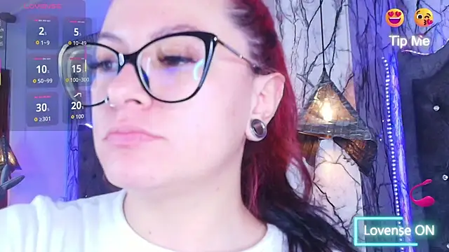 Zami Escobar of online show from 03-24-26, 06:52