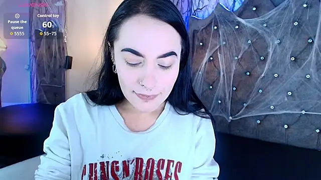 Zami Escobar of online show from 10-21-25, 06:51