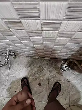 vers negi9 online show from 10-17-25, 03:43