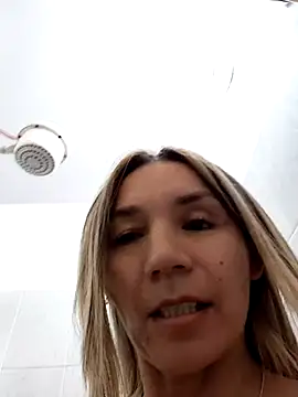 Ms lunaRose online show from 06-17-26, 03:44
