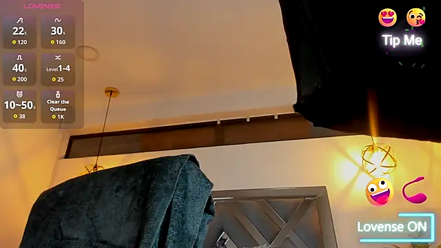 Candy Hott7 online show from 09-19-25, 08:35