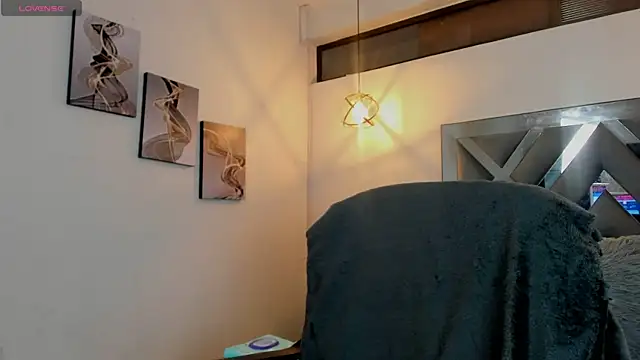 Candy Hott7 online show from 10-03-25, 08:43