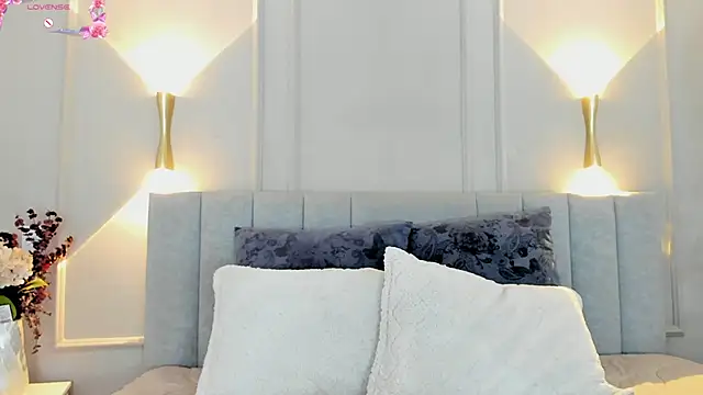 victoria bourne online show from 10-03-25, 07:04