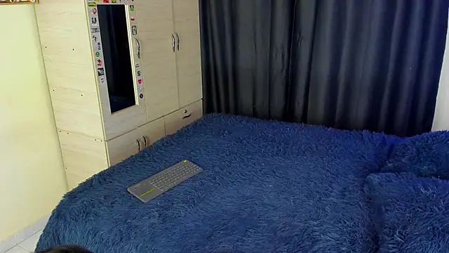 Dark luckyyy online show from 09-09-25, 09:46