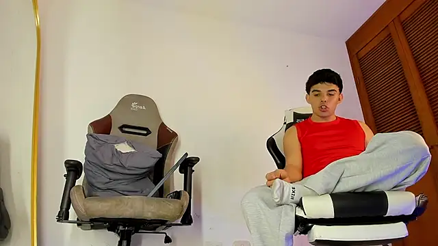 sotooliver3 online show from 06-20-26, 10:04