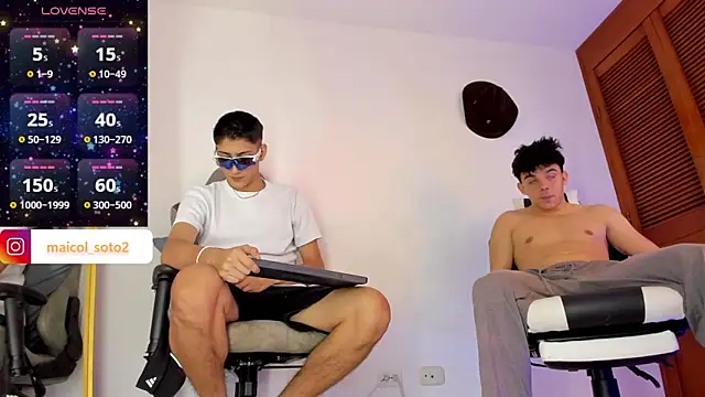 sotooliver3 online show from 09-22-25, 07:53