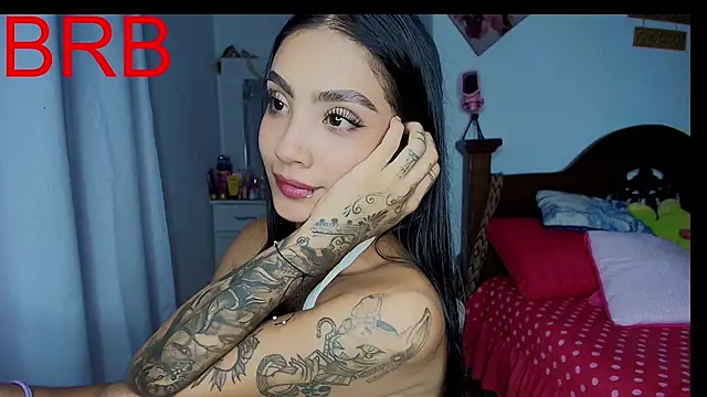 mia yireth online show from 12-22-25, 12:33