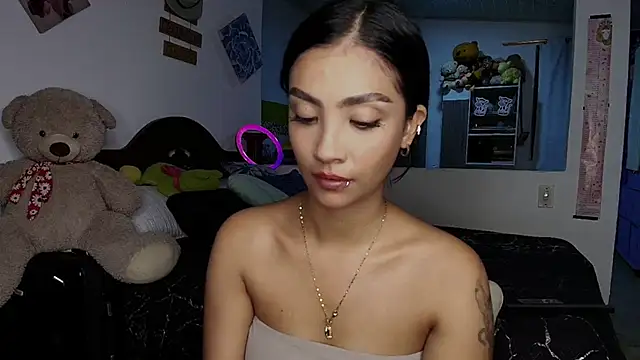 mia yireth online show from 09-25-25, 11:44