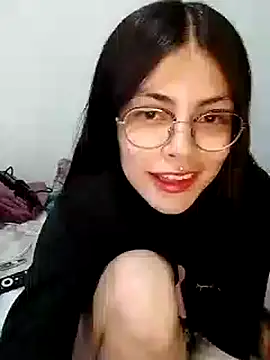 Snapshot of Kylie_Rivers chatting on 10-01-25, 11:30 Kylie Rivers online show from 10-01-25, 11:30