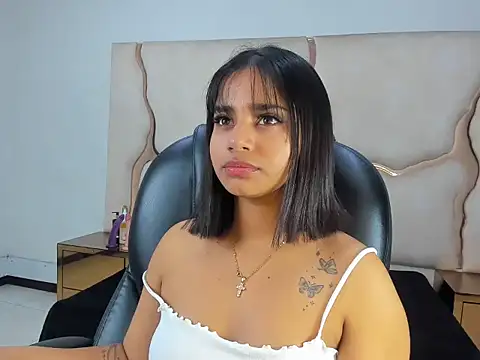 Snapshot of ScarletDoll chatting on 09-18-25, 02:58 ScarletDoll online show from 09-18-25, 02:58