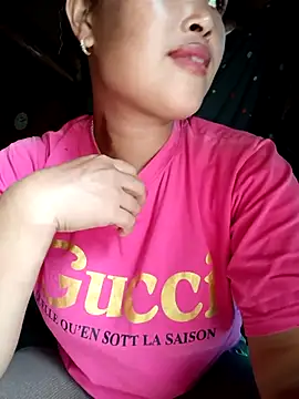 maycuc123 online show from 10-29-25, 07:18