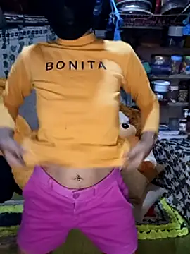 Snapshot of emali_baba chatting on 03-14-26, 12:44 emali baba online show from 03-14-26, 12:44