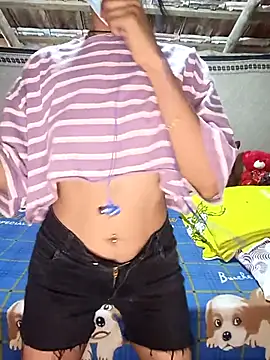 Snapshot of emali_baba chatting on 01-17-26, 05:11 emali baba online show from 01-17-26, 05:11