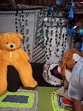 Snapshot of emali_baba chatting on 02-14-26, 07:08 emali baba online show from 02-14-26, 07:08