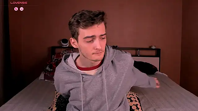 spider    man online show from 09-29-25, 04:34