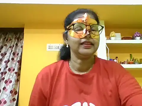 Snapshot of kavya1 chatting on 10-11-25, 08:59 kavya1 online show from 10-11-25, 08:59