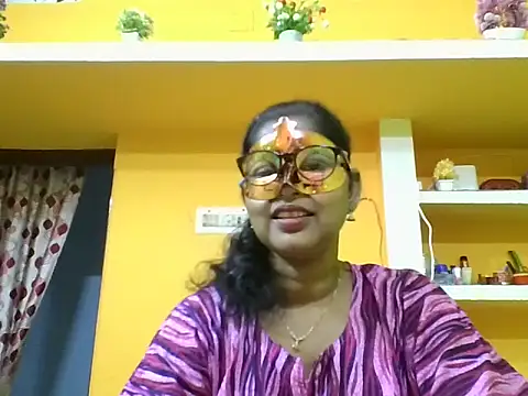 Snapshot of kavya1 chatting on 10-13-25, 04:58 kavya1 online show from 10-13-25, 04:58
