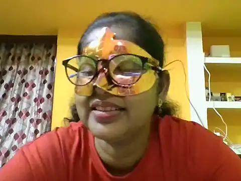 Snapshot of kavya1 chatting on 09-24-25, 01:28 kavya1 online show from 09-24-25, 01:28