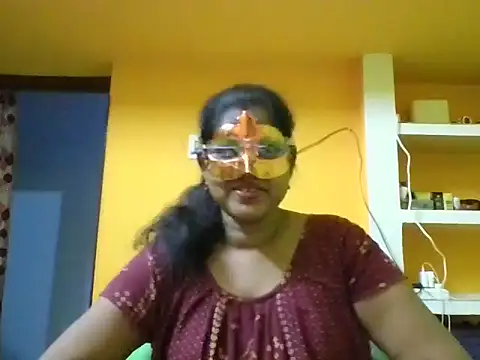 Snapshot of kavya1 chatting on 09-22-25, 12:44 kavya1 online show from 09-22-25, 12:44
