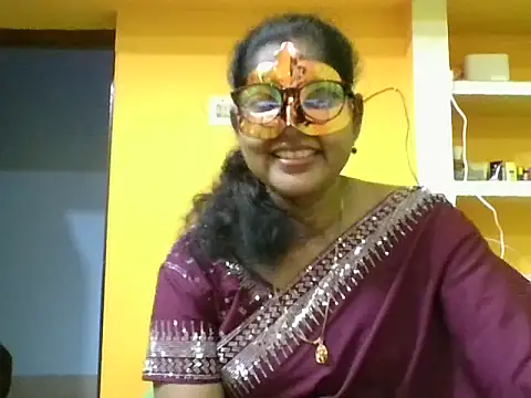 Snapshot of kavya1 chatting on 09-14-25, 06:08 kavya1 online show from 09-14-25, 06:08