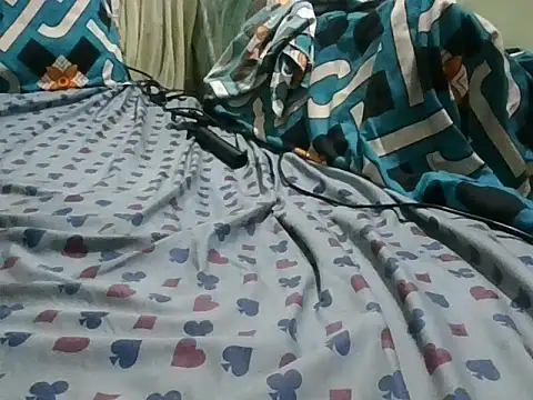 Roshani hoty online show from 01-11-26, 04:47