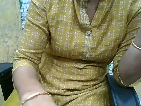 Roshani hoty online show from 03-19-26, 01:22