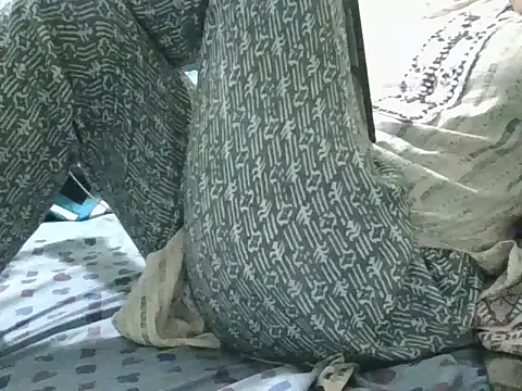 Roshani hoty online show from 05-13-26, 05:20
