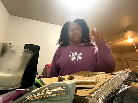 princesslivv online show from 10-25-25, 07:03