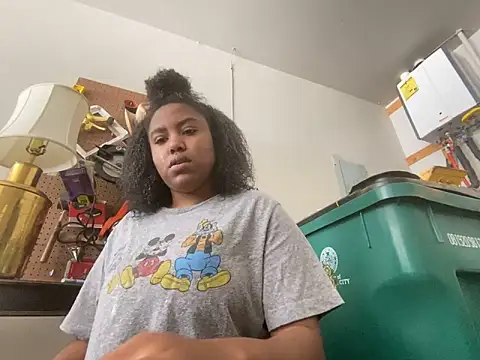 princesslivv online show from 04-07-26, 05:15