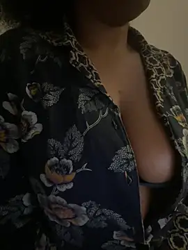 princesslivv online show from 04-23-26, 03:35