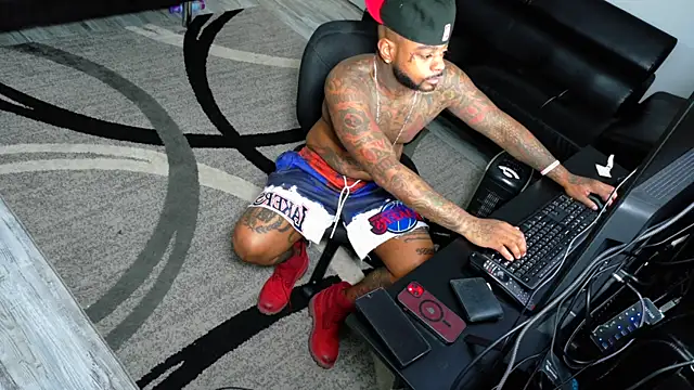 SLANGONDEMHOES online show from 12-15-25, 09:53