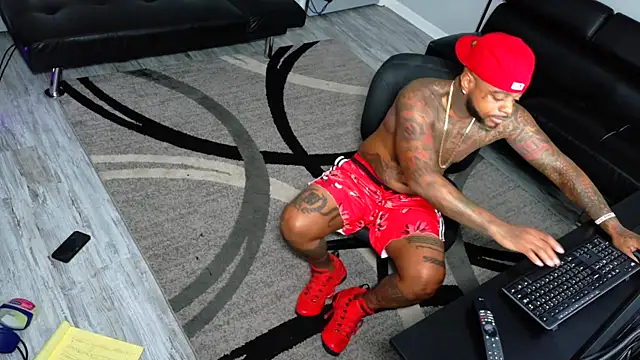 SLANGONDEMHOES online show from 12-18-25, 09:18