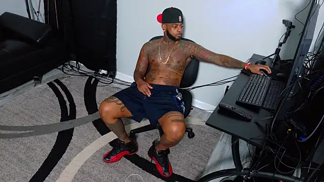 SLANGONDEMHOES online show from 11-15-25, 09:30