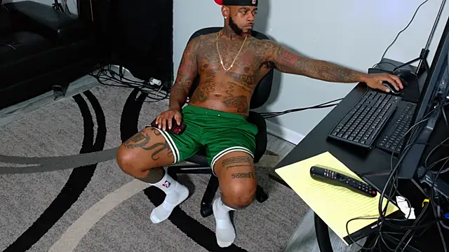 SLANGONDEMHOES online show from 11-22-25, 08:08