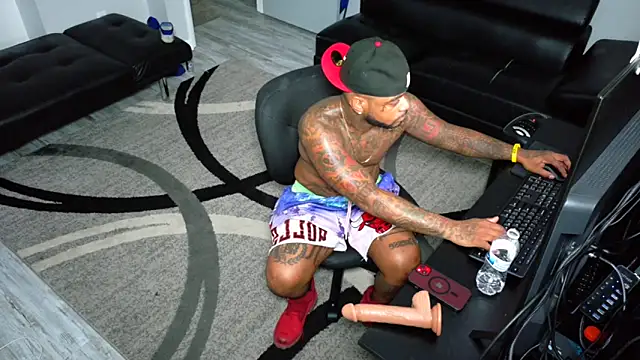 SLANGONDEMHOES online show from 12-20-25, 08:12