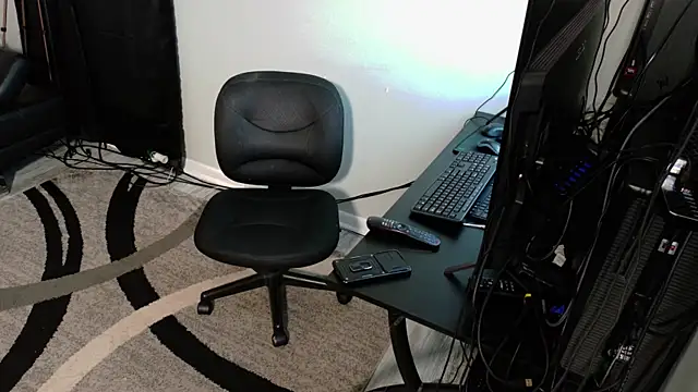 SLANGONDEMHOES online show from 11-30-25, 06:19