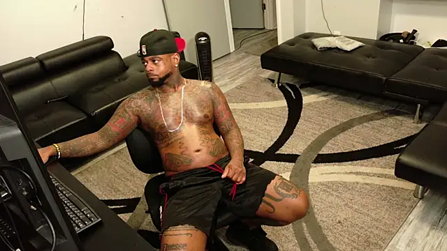 SLANGONDEMHOES online show from 03-24-26, 06:13