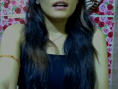Snapshot of Amira90 chatting on 09-24-25, 03:29 Amira90 online show from 09-24-25, 03:29