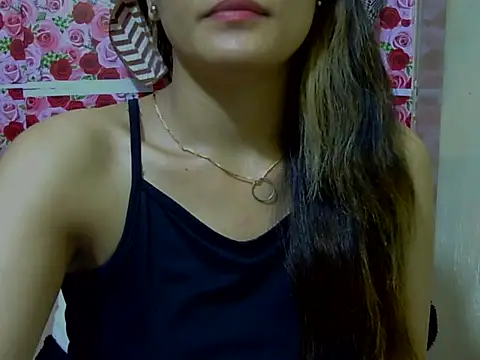 Snapshot of Amira90 chatting on 09-12-25, 09:58 Amira90 online show from 09-12-25, 09:58
