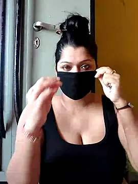 Hottie couple69 online show from 09-28-25, 07:15