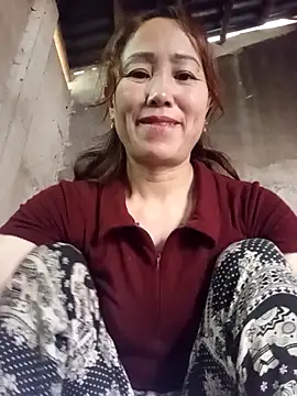 Snapshot of Fienjr chatting on 10-04-25, 03:30 Fienjr online show from 10-04-25, 03:30