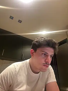 Snapshot of dock_75 chatting on 10-18-25, 02:19 dock 75 online show from 10-18-25, 02:19