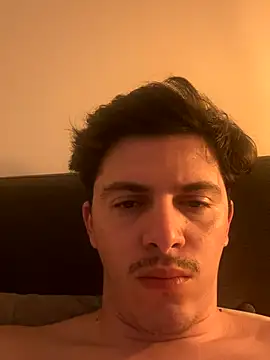 Snapshot of dock_75 chatting on 10-16-25, 11:46 dock 75 online show from 10-16-25, 11:46