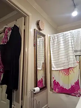 mresquared online show from 02-24-26, 10:21