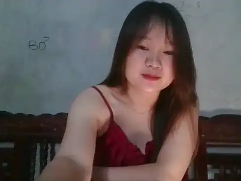 Hinne07 online show from 09-13-25, 04:18