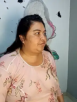 curvy diva  online show from 11-29-25, 12:16