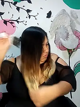 curvy diva  online show from 11-15-25, 11:14