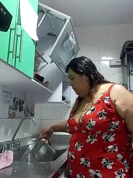 curvy diva  online show from 11-26-25, 11:10