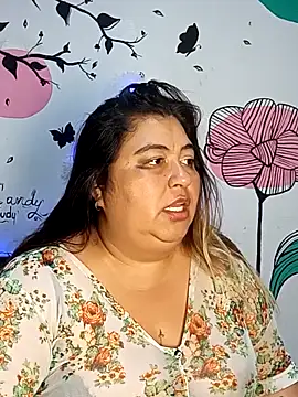 curvy diva  online show from 12-21-25, 11:34